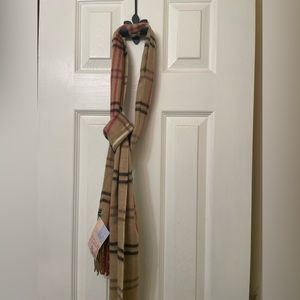 gh bass and co plaid scarf